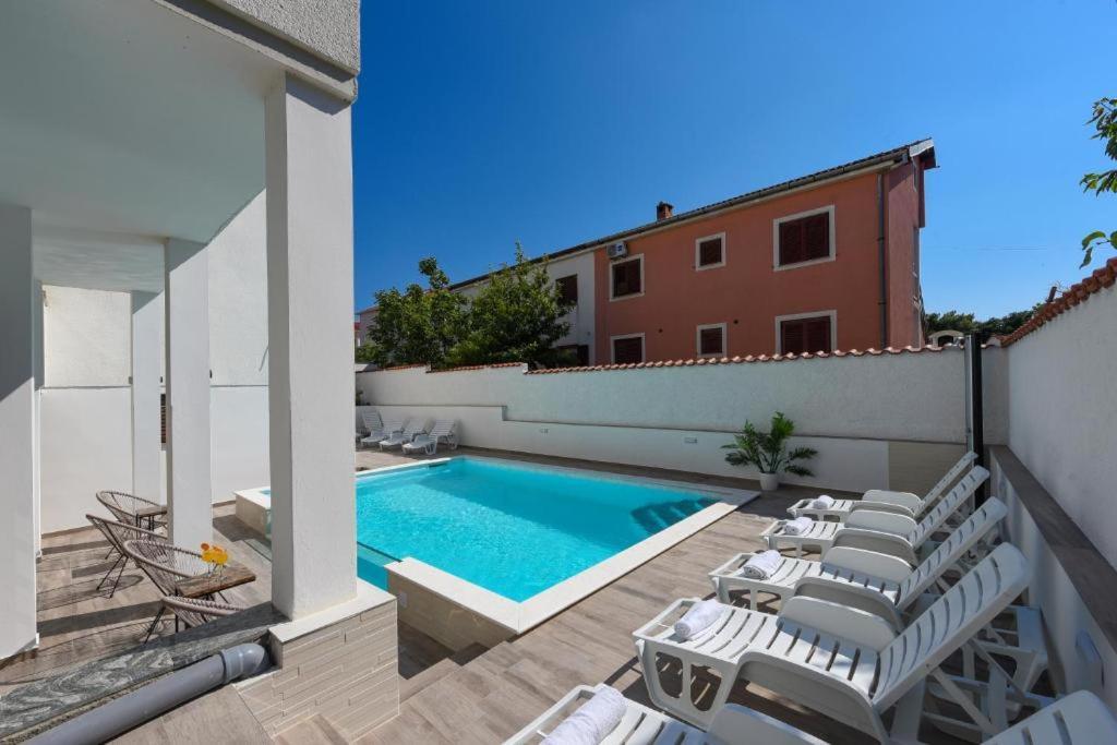 Apartments And Rooms Diana Zadar Exterior foto