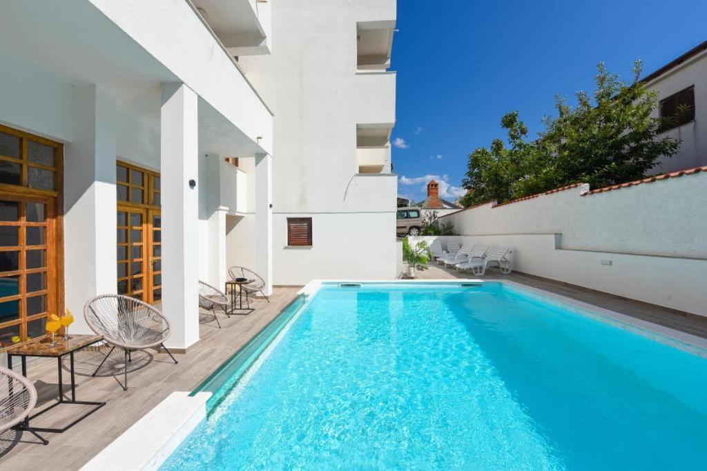 Apartments And Rooms Diana Zadar Exterior foto