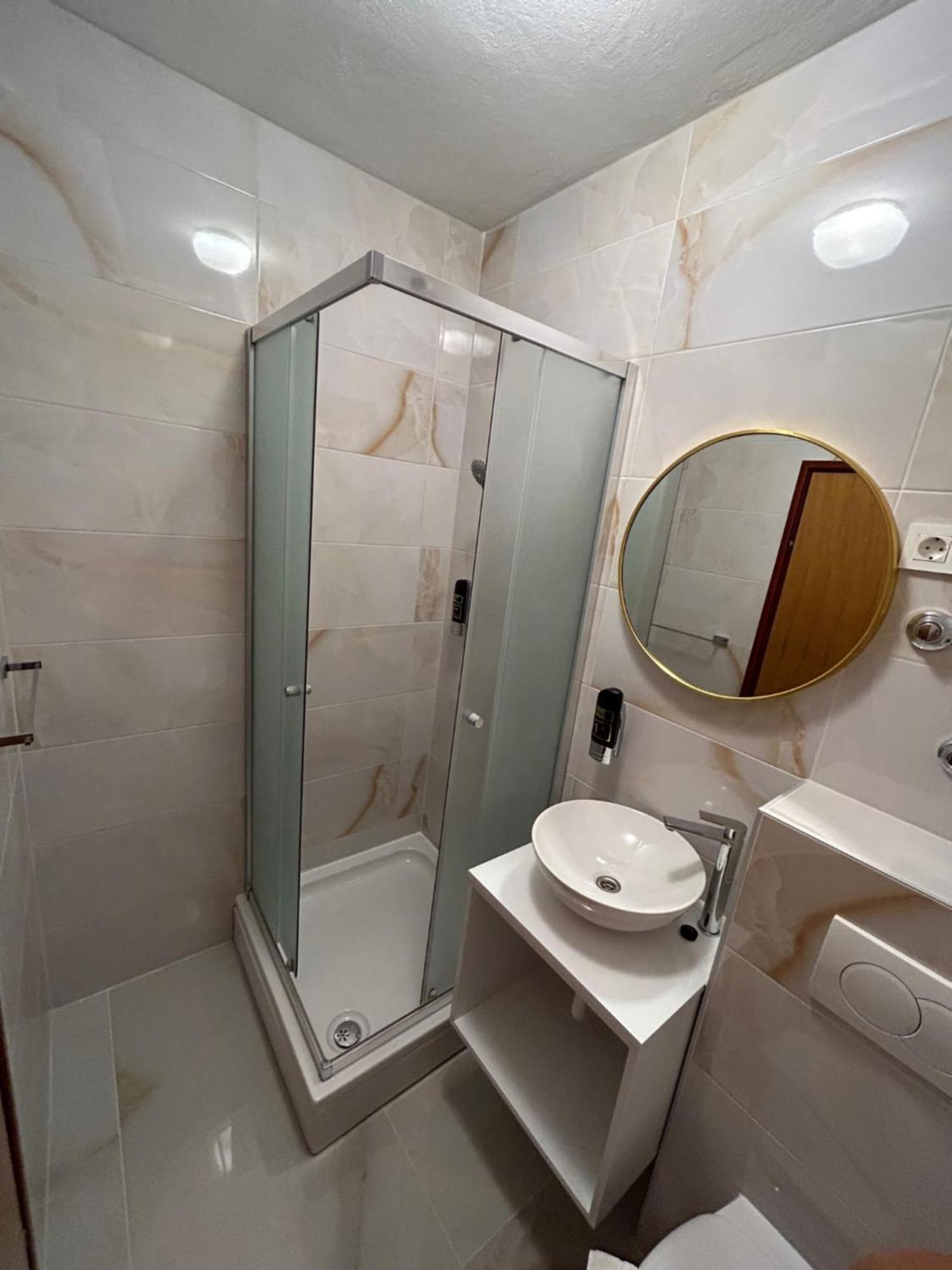 Apartments And Rooms Diana Zadar Exterior foto